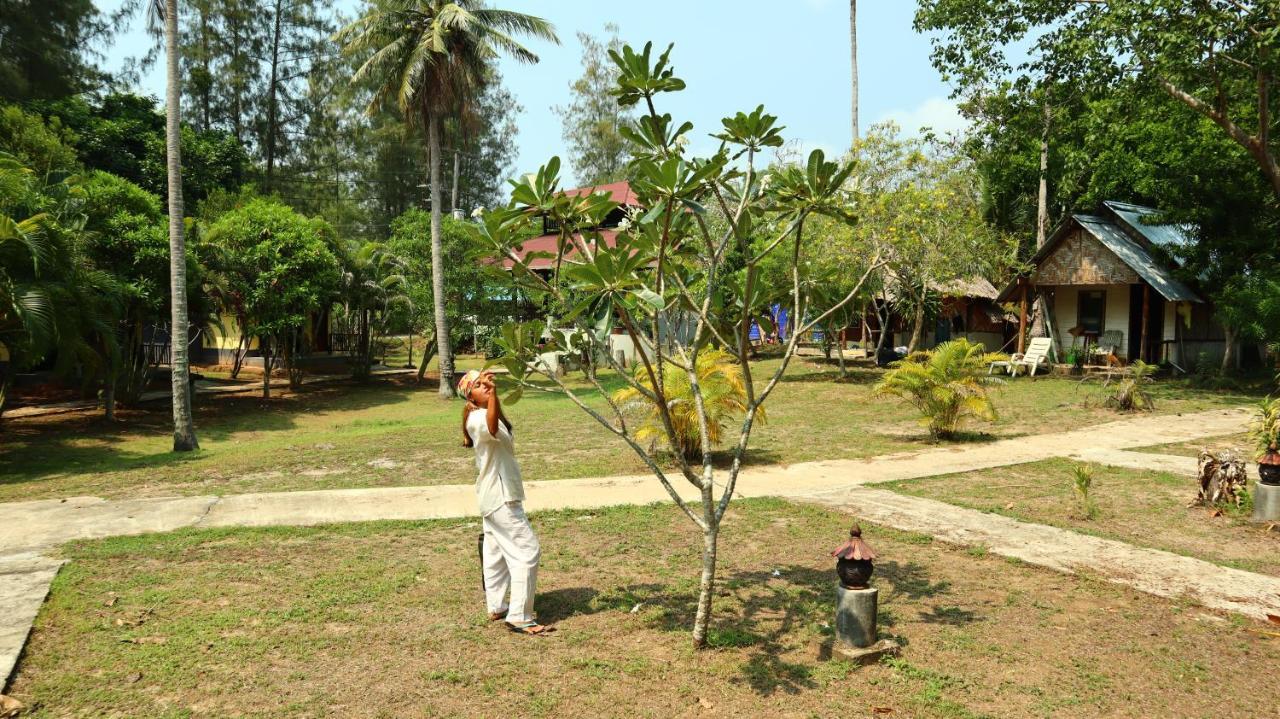 Koh Yao Noi Beach Resort Buitenkant foto