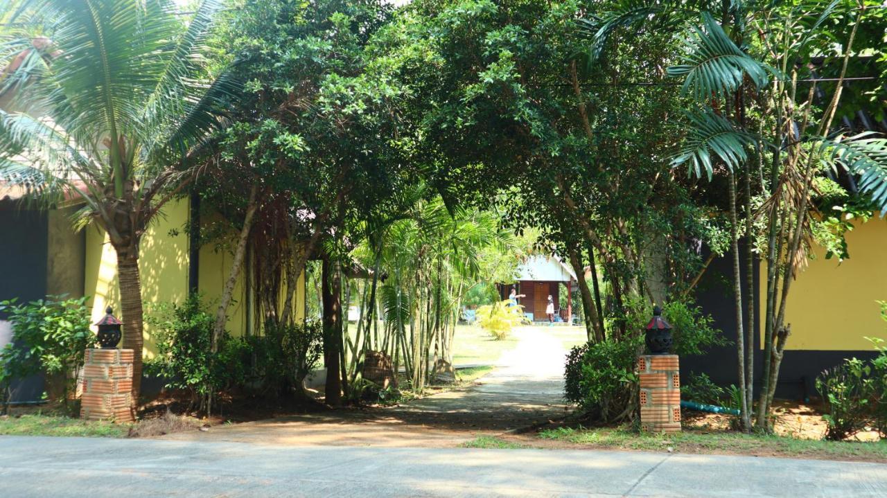 Koh Yao Noi Beach Resort Buitenkant foto
